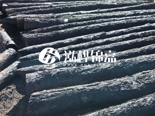 經(jīng)過防腐處理的松木樁價格貴多少？炭化處理的松木樁貴多少？