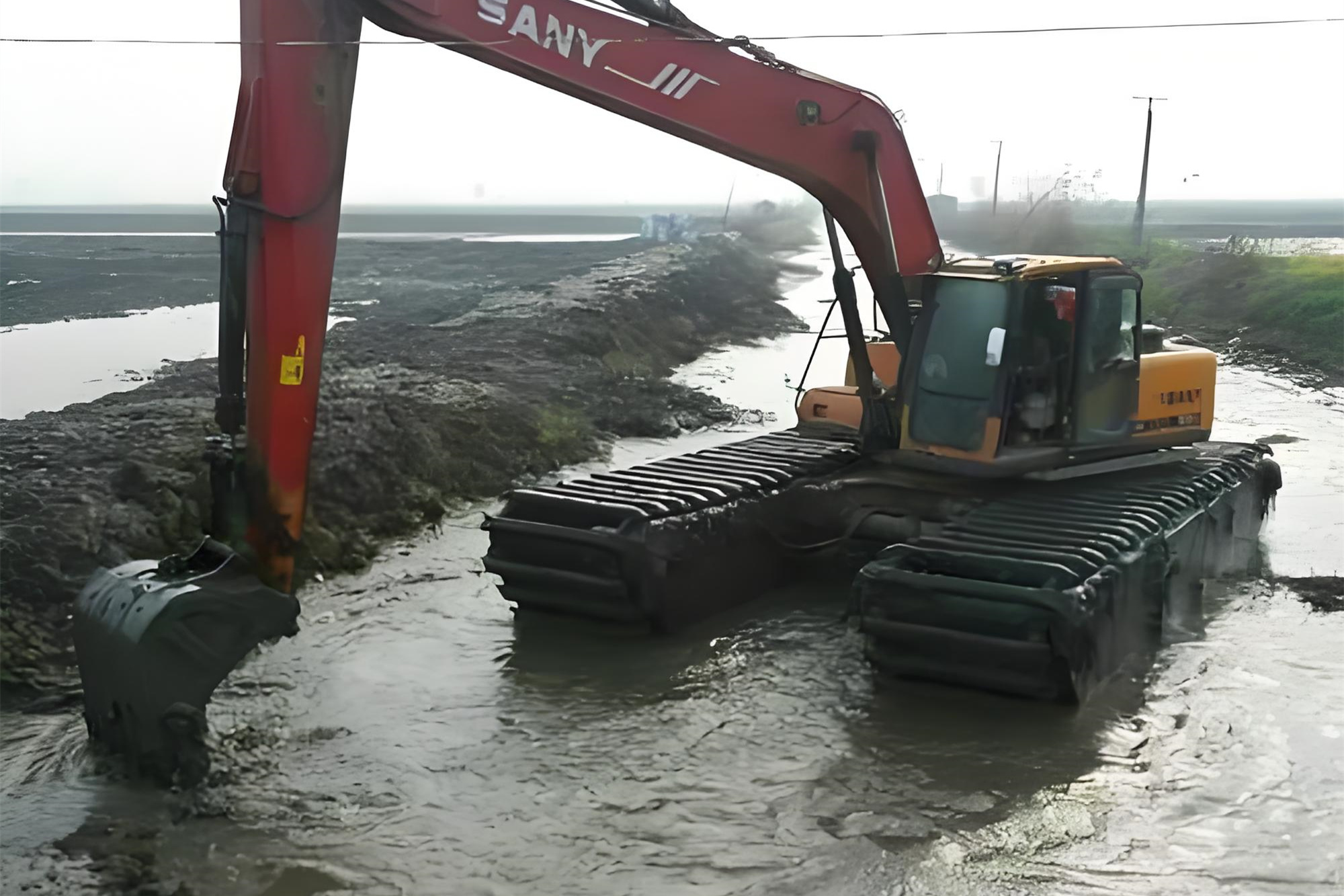 江蘇淮安挖機(jī)清淤施工隊(duì) - 鄉(xiāng)村溝渠清淤的施工隊(duì)伍哪里找？