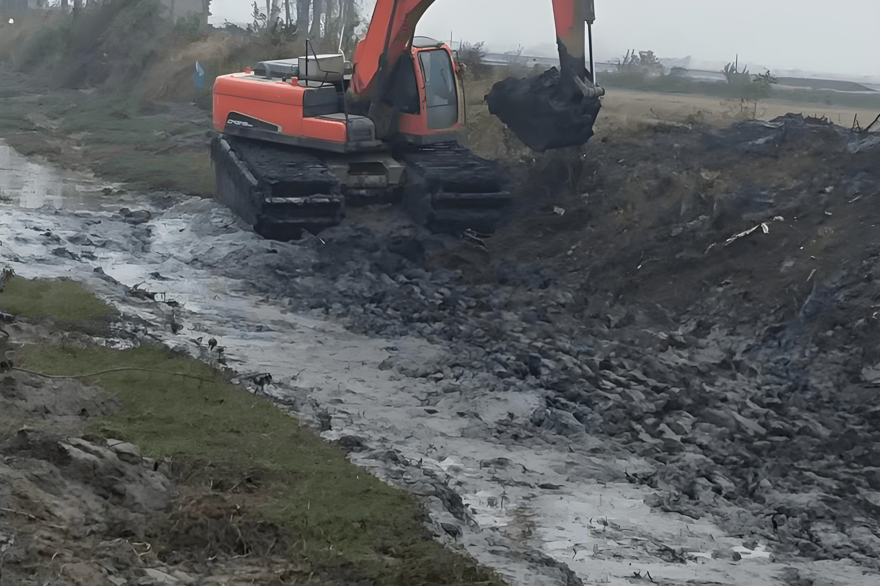 廣東湛江挖機(jī)清淤施工隊(duì)-挖機(jī)清淤能在水下作業(yè)嗎？?